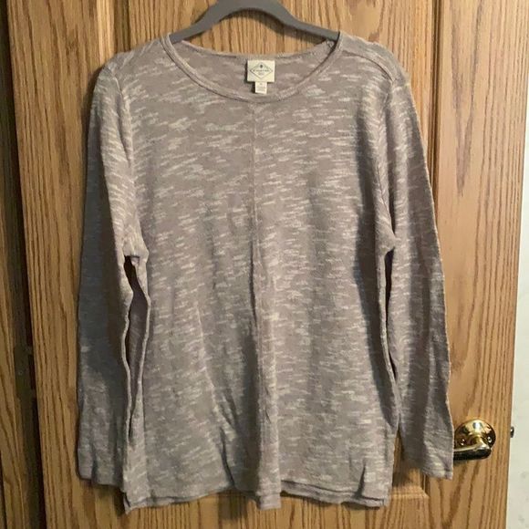 🛍🛍 John’s Bay women’s XL lightweight shirt.🛍🛍 - Picture 1 of 5